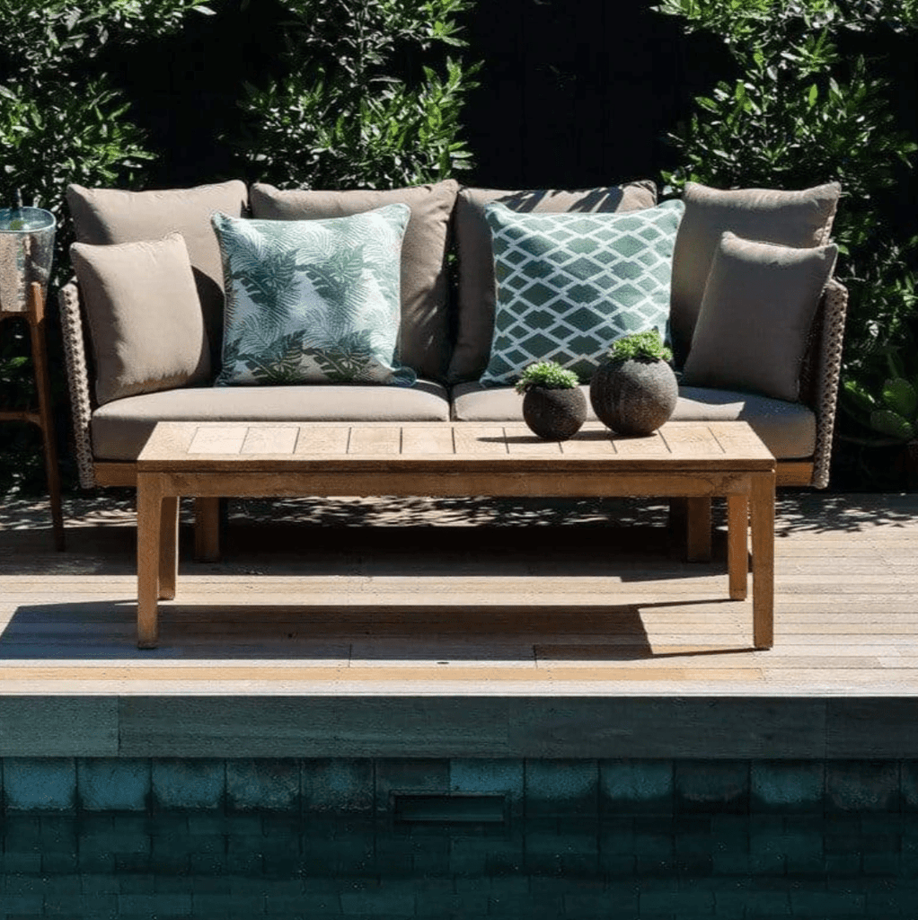 Alfresco Styling 101: Your Guide to Commercial Outdoor Furniture