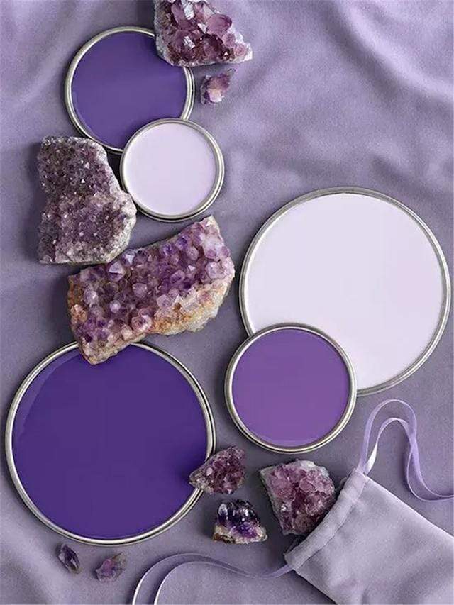 PURPLE REIGN: 2018 Colour of the Year
