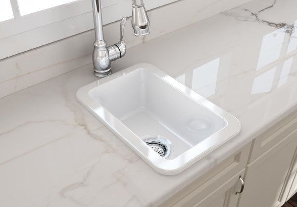 Kitchen Sinks Turner Hastings Cuisine 30 x 46 Fireclay Single Sink - White