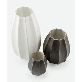 Vases Medium Lantern Vase Black Clay Medium
